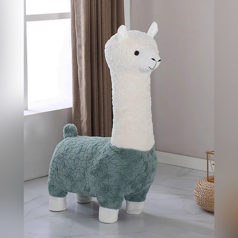 Alpi the Alpaca